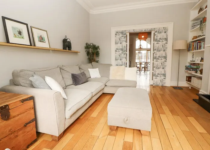 43 Station Road بيت للعطل كيسويك