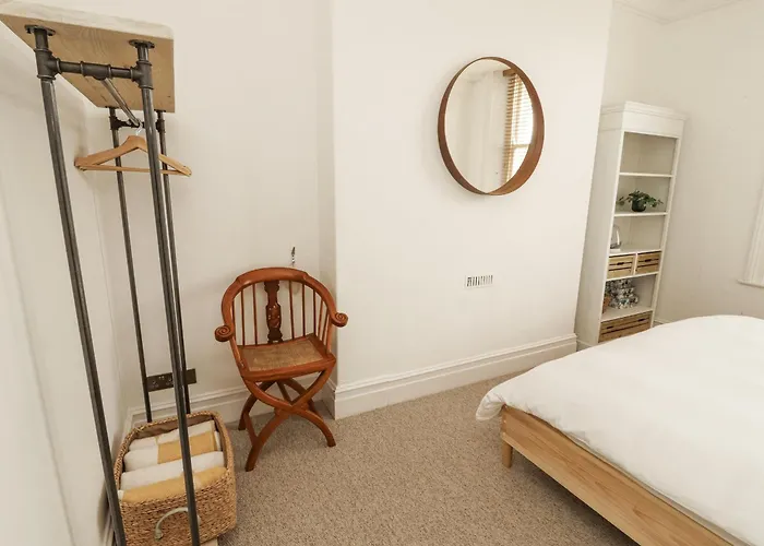 بيت للعطل 43 Station Road *