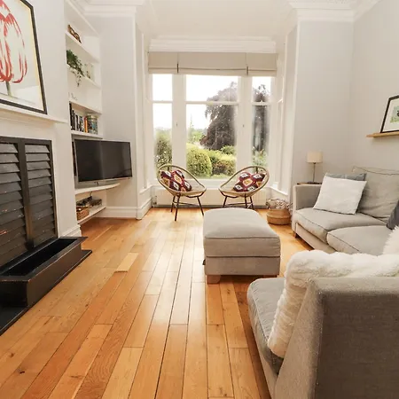 43 Station Road Ferienhaus *